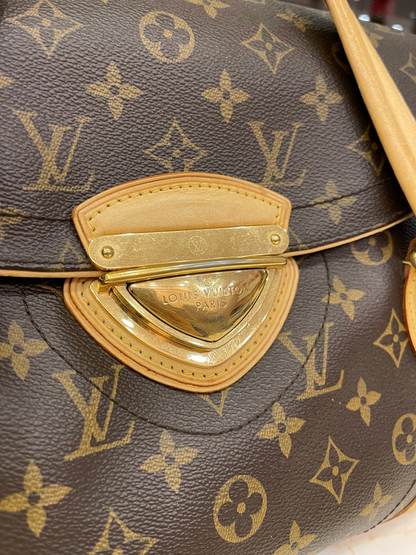 Louis Vuitton Beverly GM Monograma