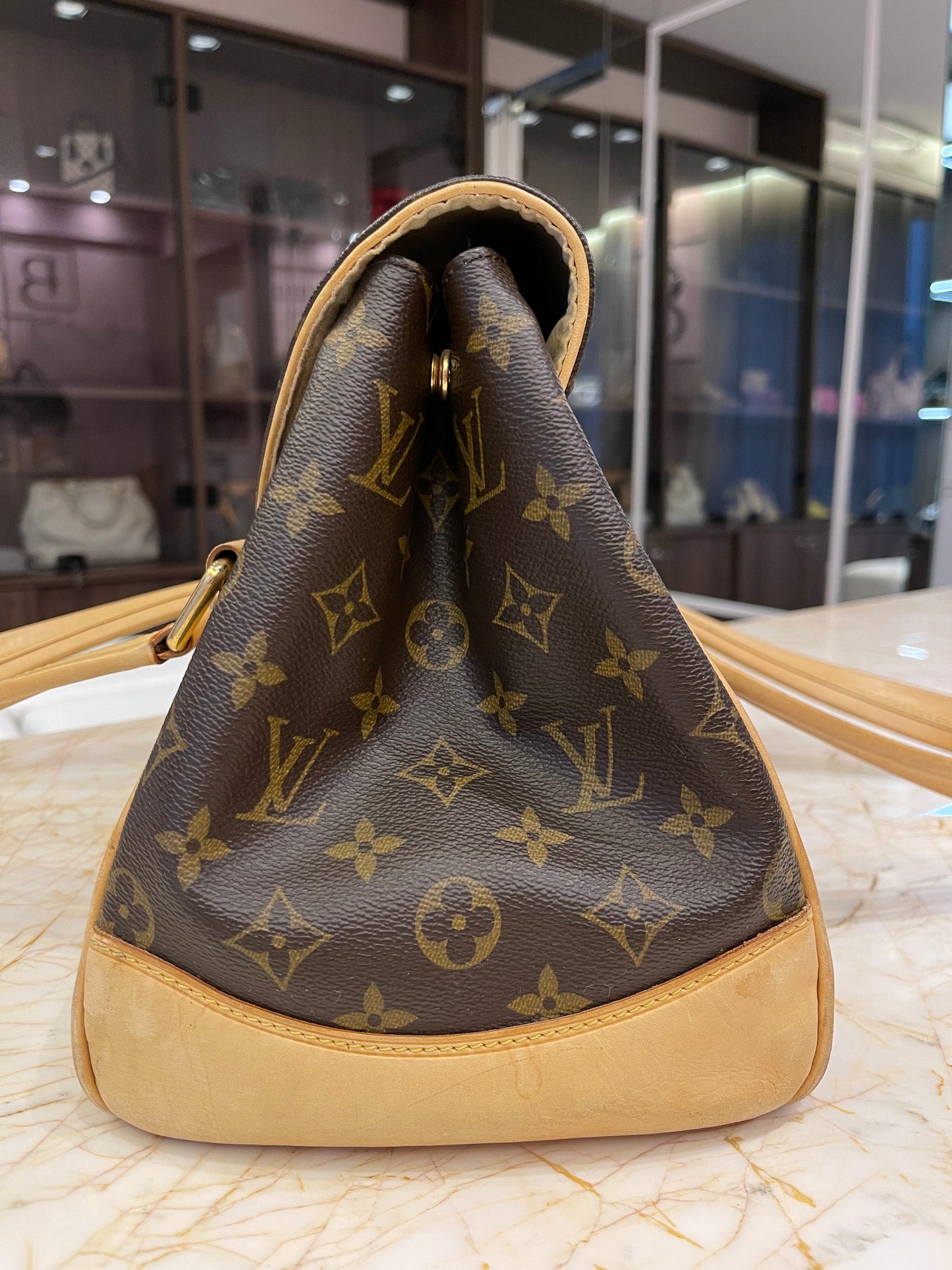 Louis Vuitton Beverly GM Monograma
