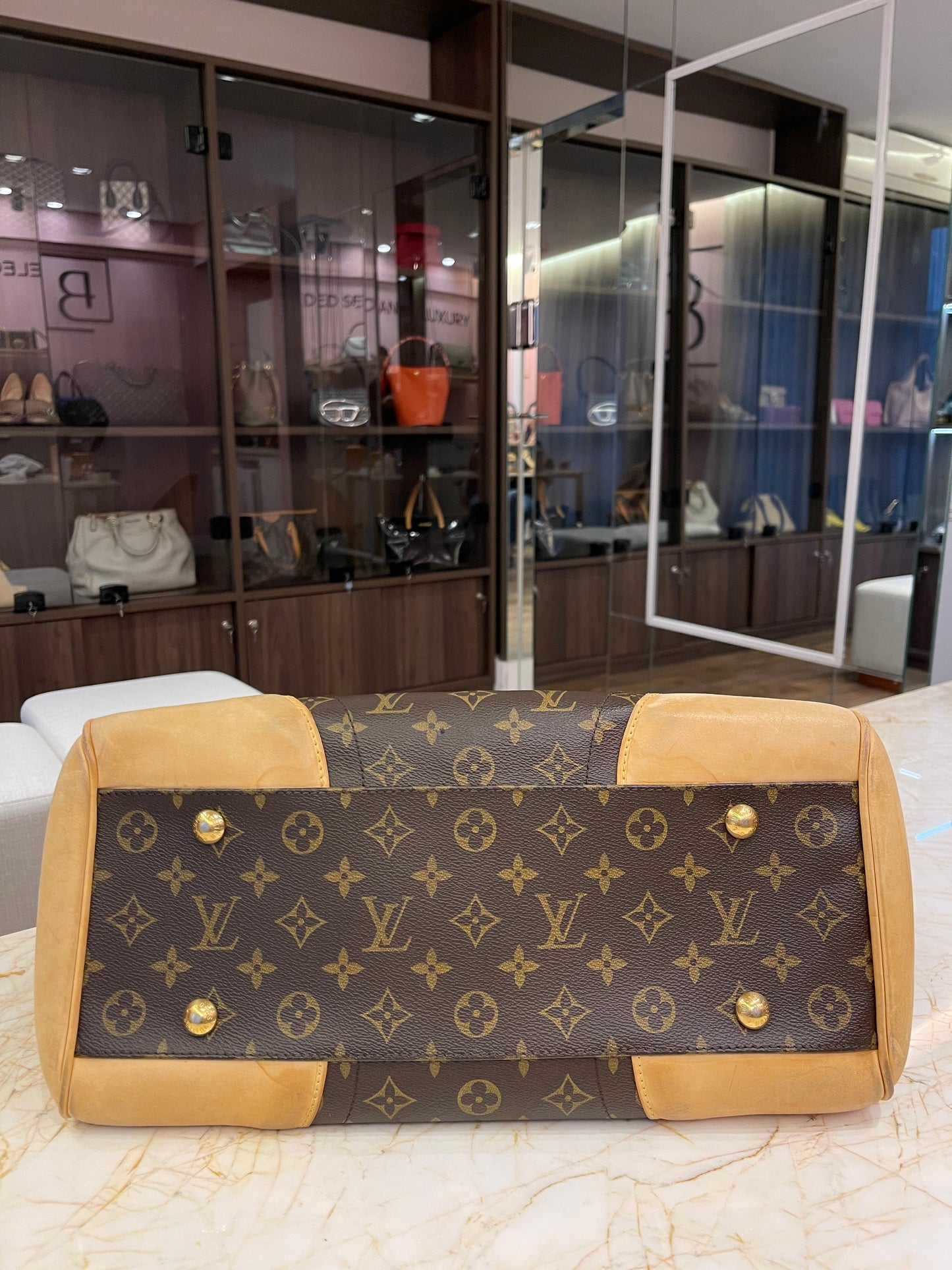Louis Vuitton Beverly GM Monograma