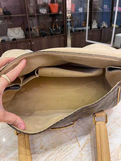 Louis Vuitton Beverly GM Monograma