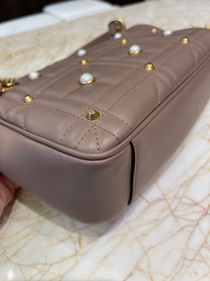 Gucci GG Marmont Pérolas Capuccino