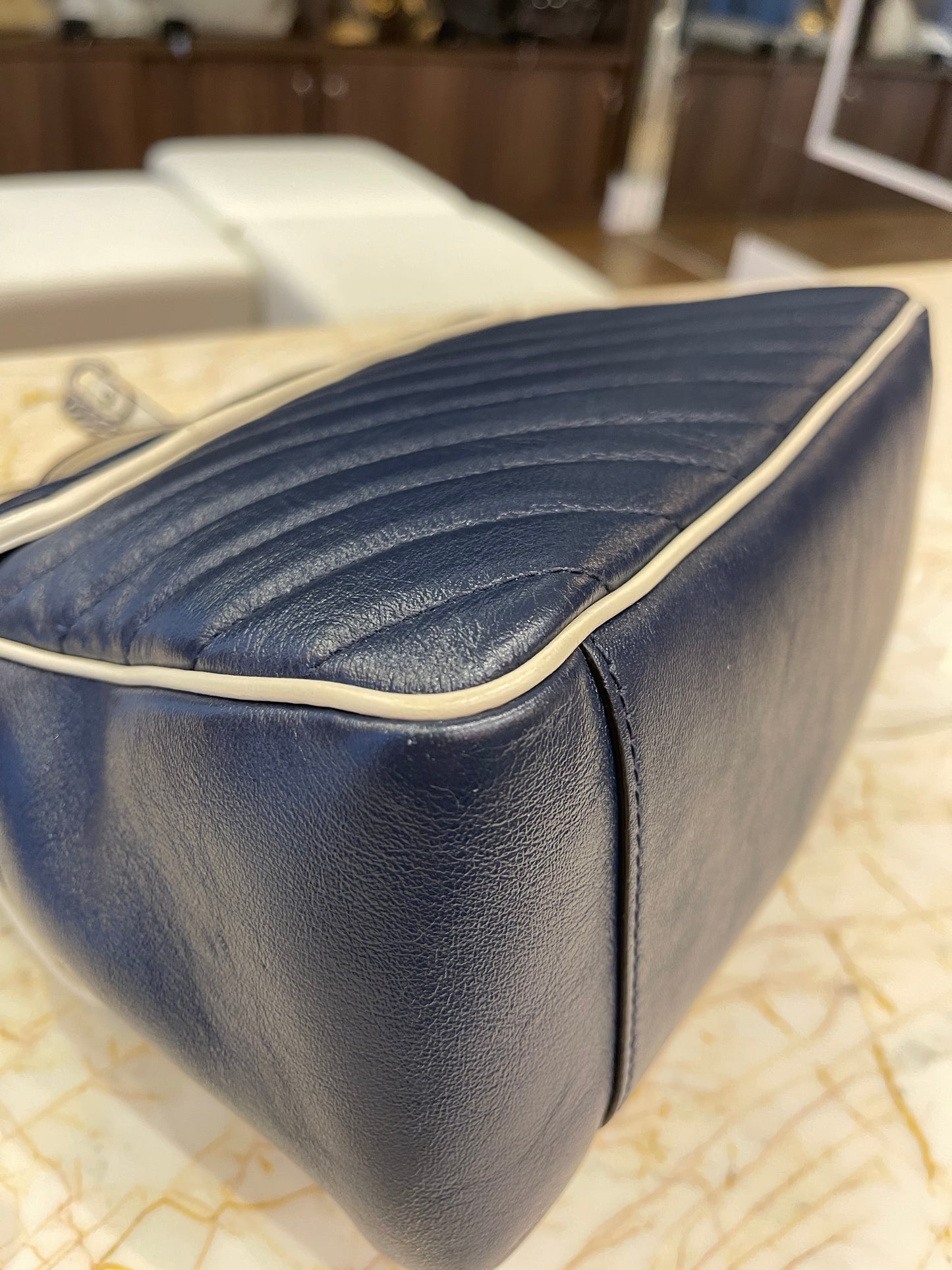 Gucci GG Marmont Matelassê Azul Marinho