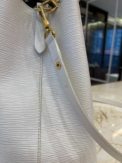 Louis Vuitton Néo Noé Love Lock em Couro EPI Branco