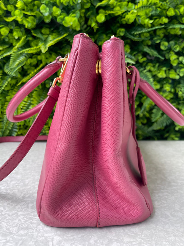 Prada Galleria Couro Saffiano Small Rosa