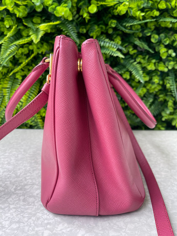Prada Galleria Couro Saffiano Small Rosa