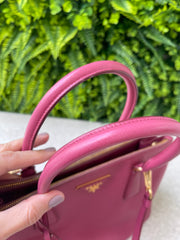 Prada Galleria Couro Saffiano Small Rosa