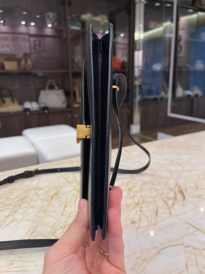 Saint Laurent Cassandre Leather Preto