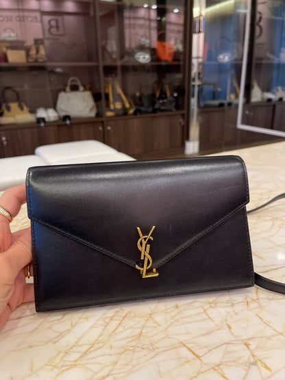 Saint Laurent Cassandre Leather Preto