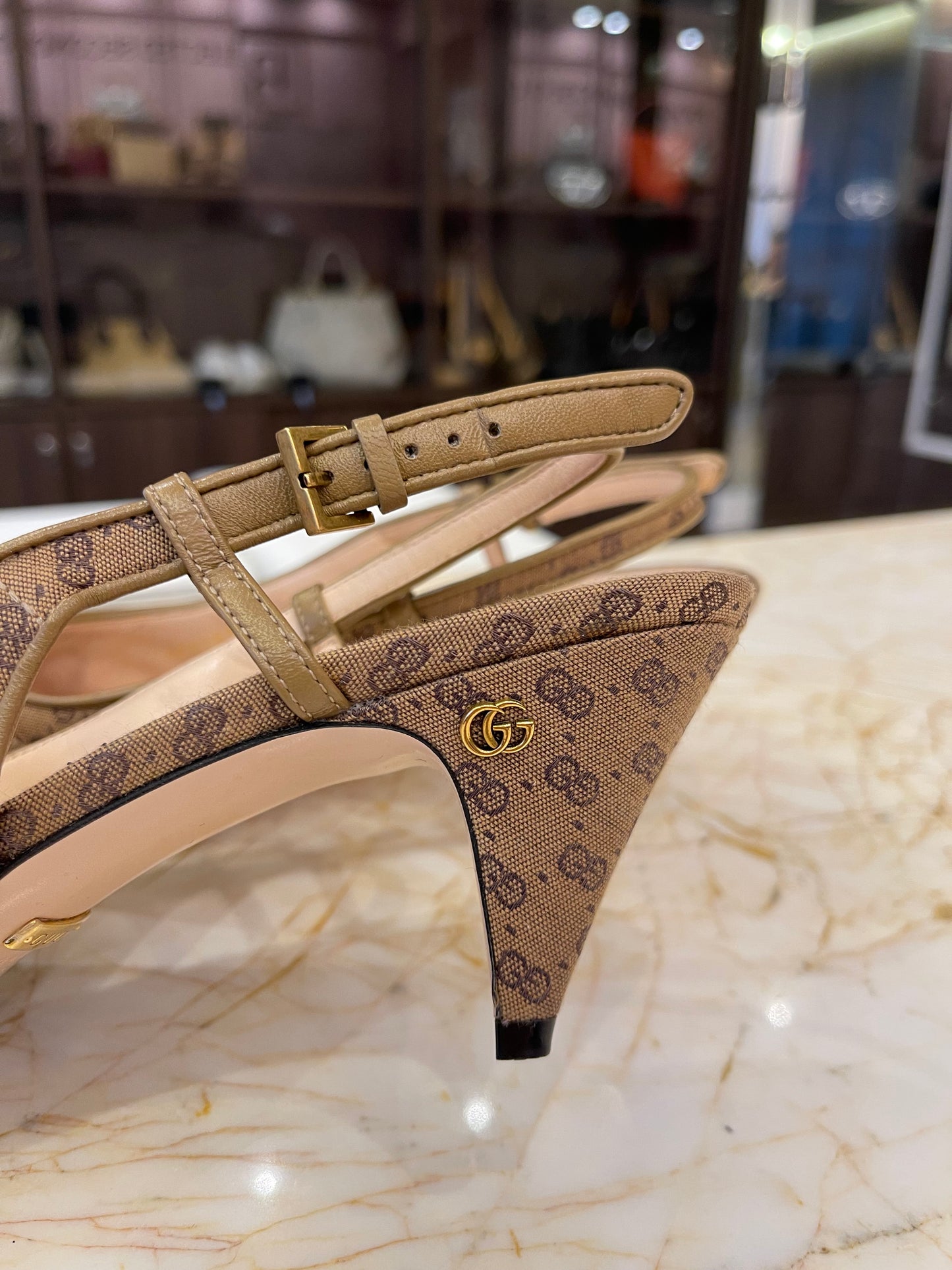 Sapato Gucci Pumps Slingback