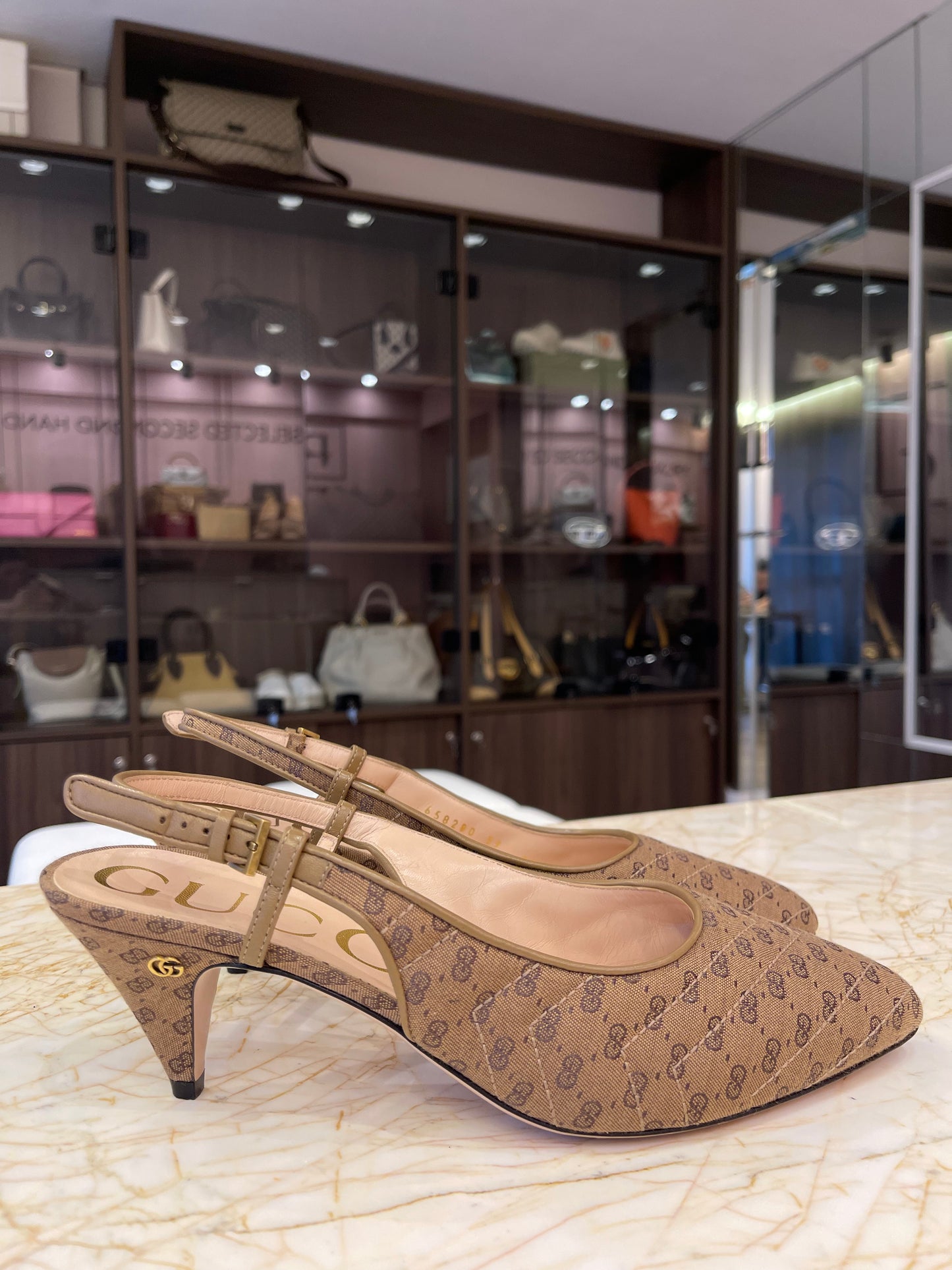 Sapato Gucci Pumps Slingback