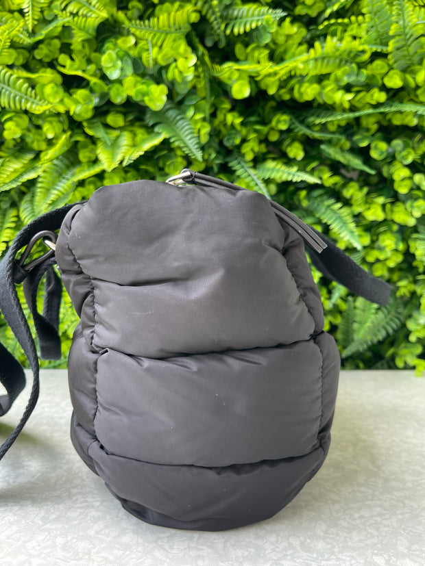 Moncler Caradoc Mini Matelassê Preta