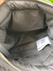 Moncler Caradoc Mini Matelassê Preta