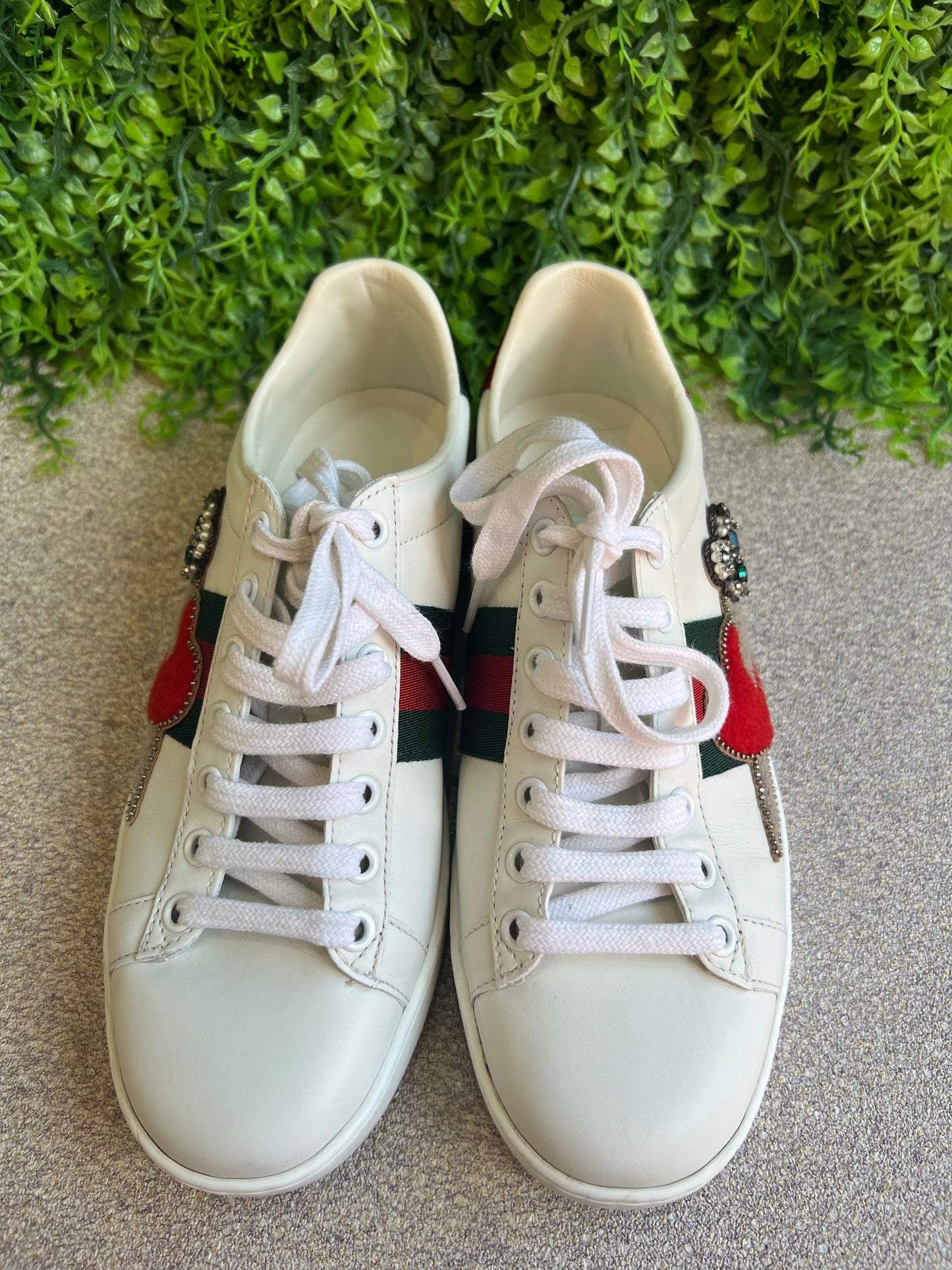 Tênis Gucci Heart Branco