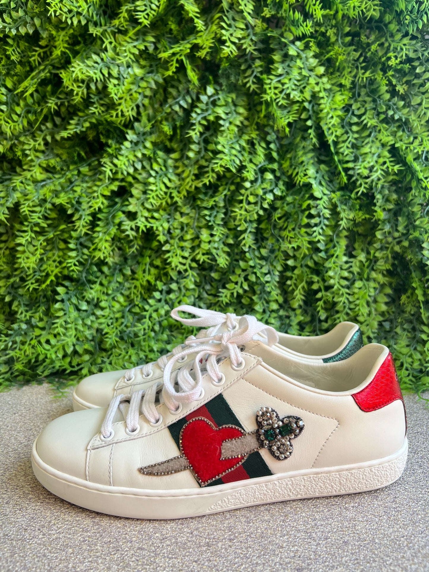 Tênis Gucci Heart Branco