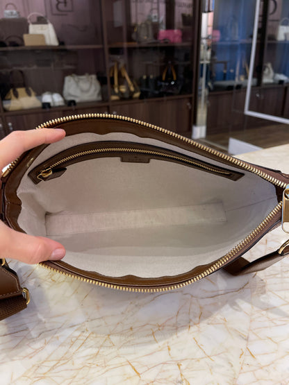 Gucci Messenger GG Supreme Bag