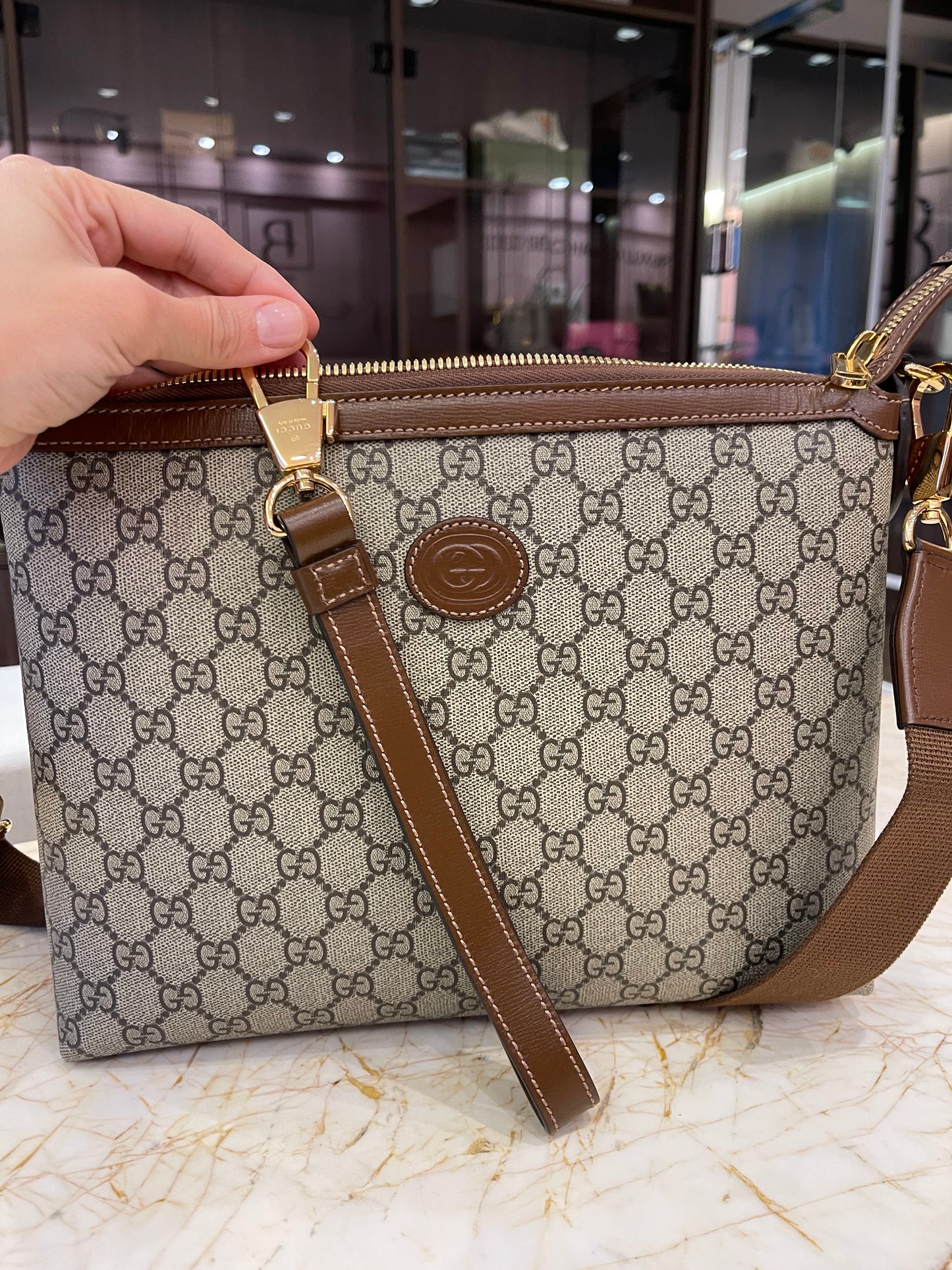 Gucci Messenger GG Supreme Bag
