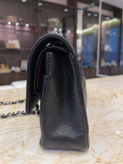 Chanel Classic Double Flap em Couro Caviar Preto