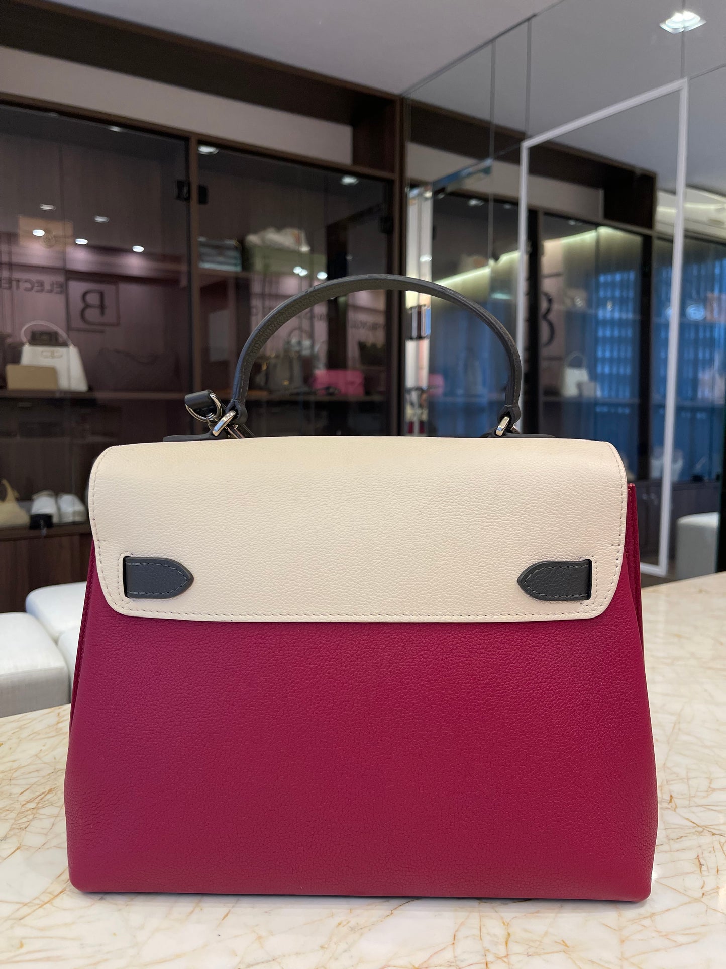 Louis Vuitton Lockme Ever Bag