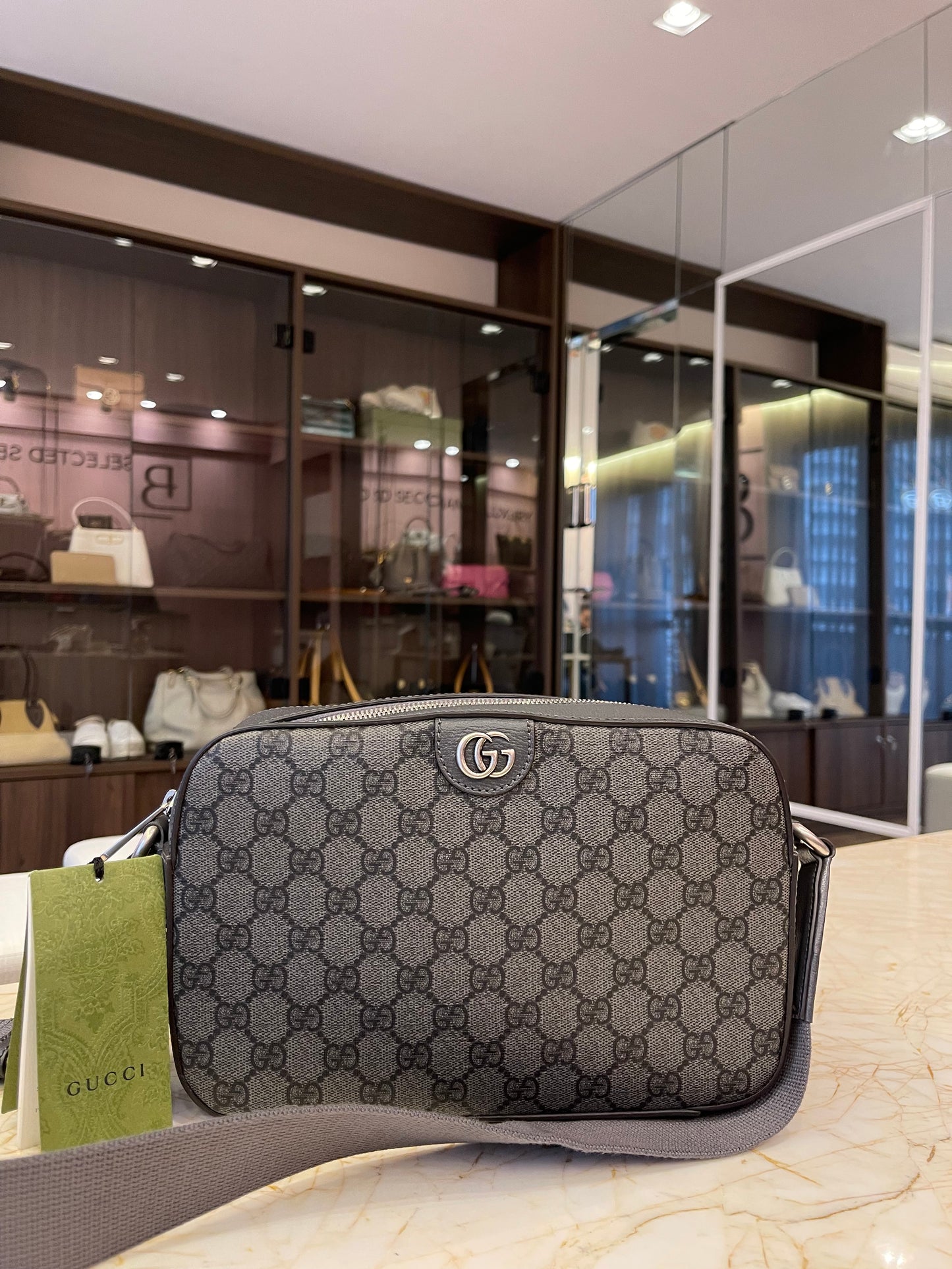 Gucci Ophidia GG Supreme Monograma