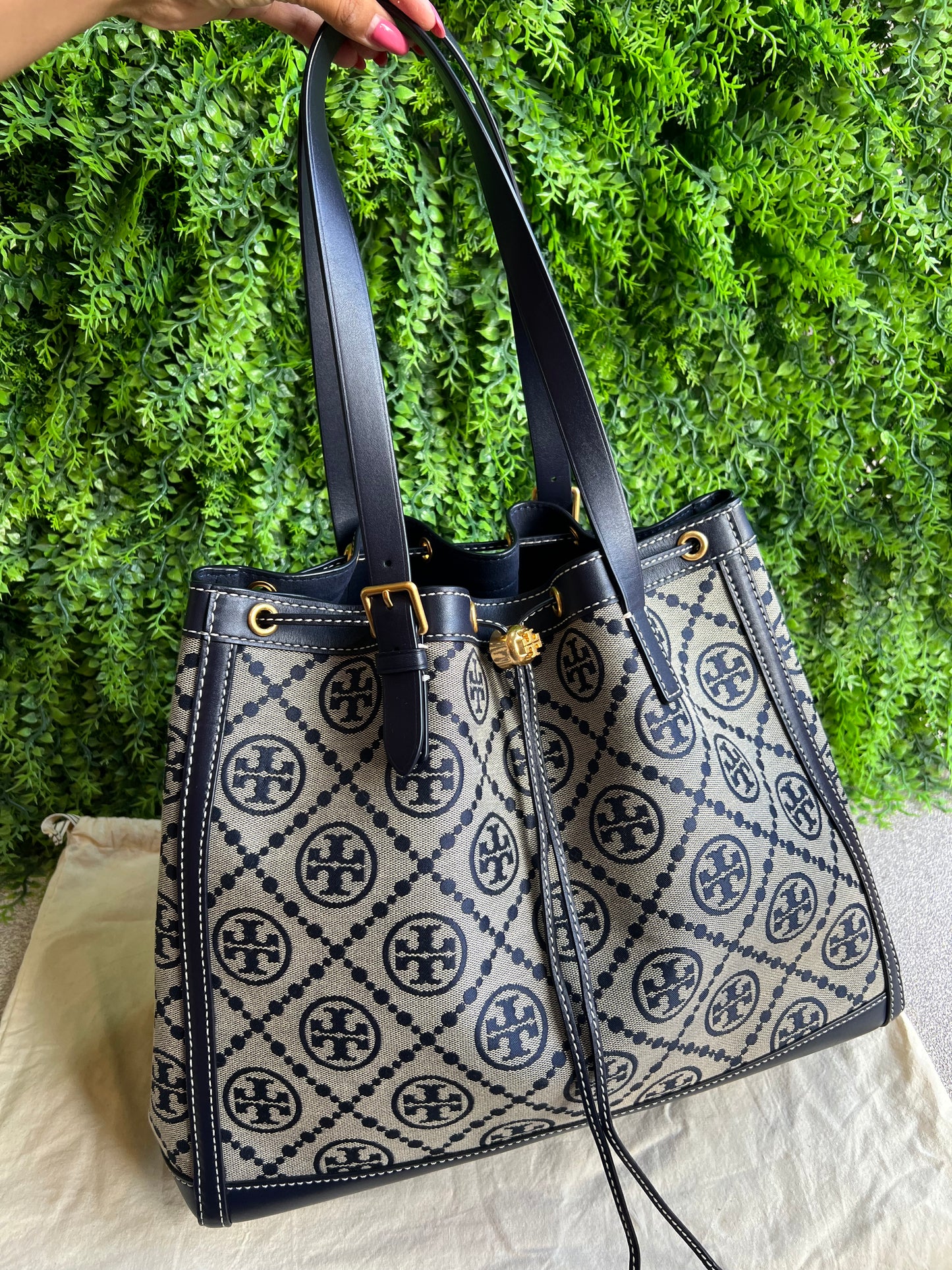 Tory Burch T Monograma
