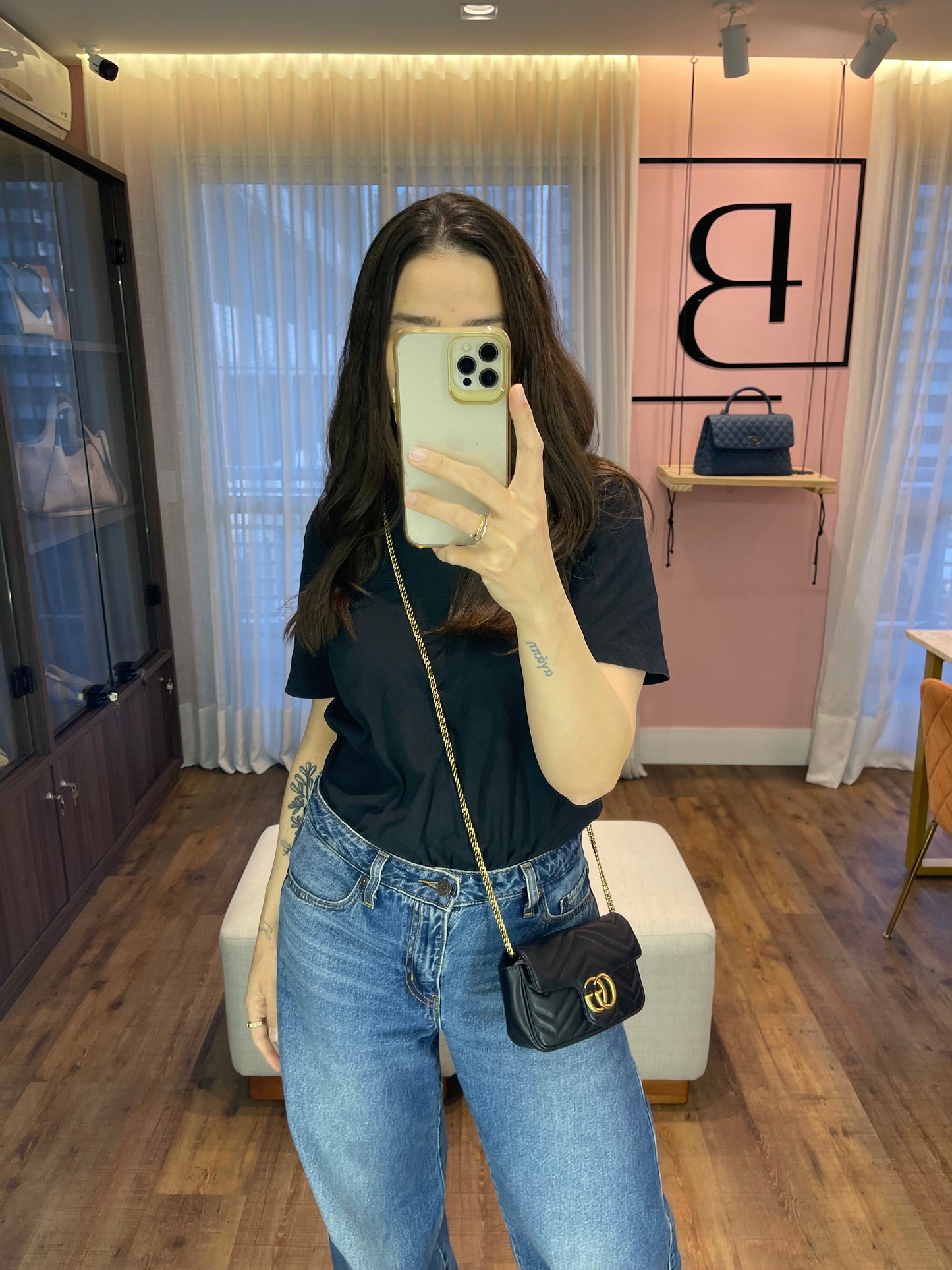 Gucci Mini Marmont em Matelassê Preto