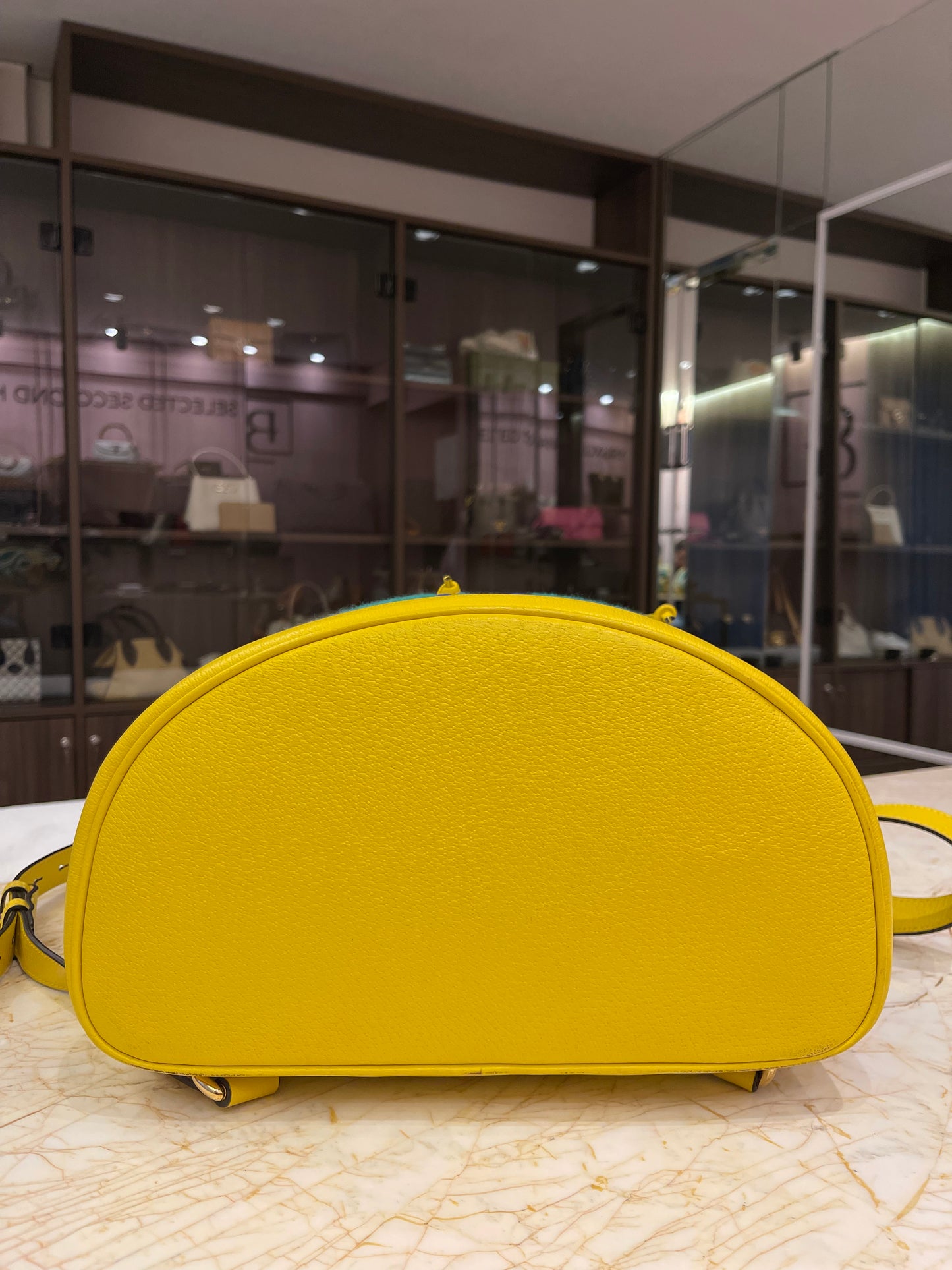 Mochila Gucci Rio de Janeiro em Crochê e Couro