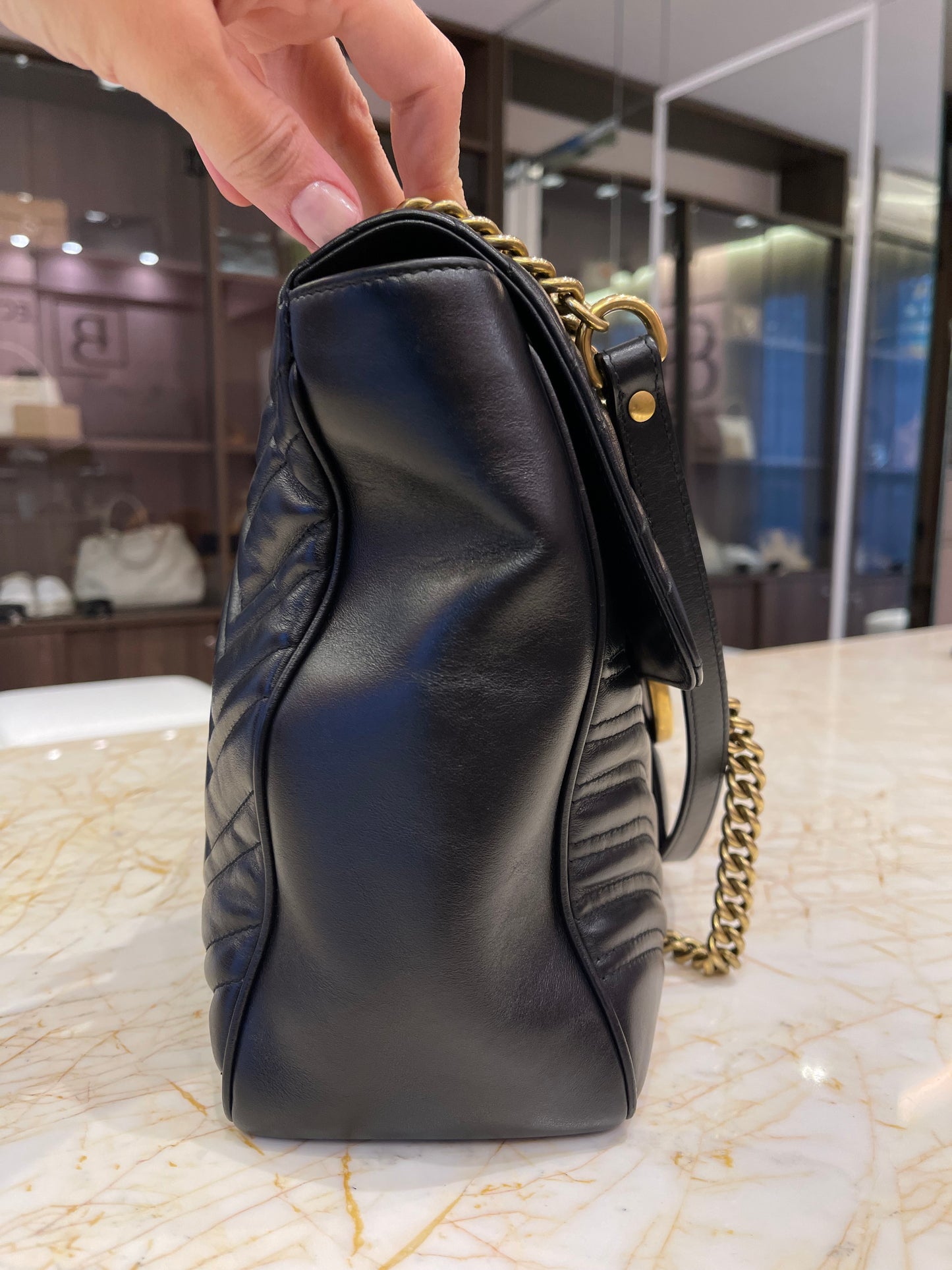 Gucci Marmont Large em Matelassê Preto