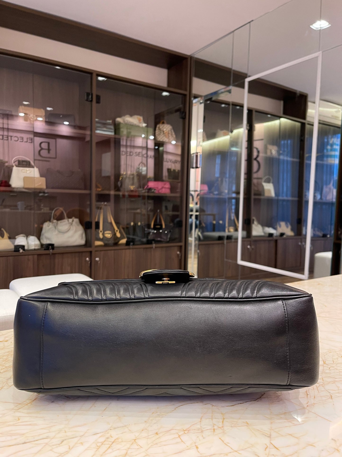 Gucci Marmont Large em Matelassê Preto