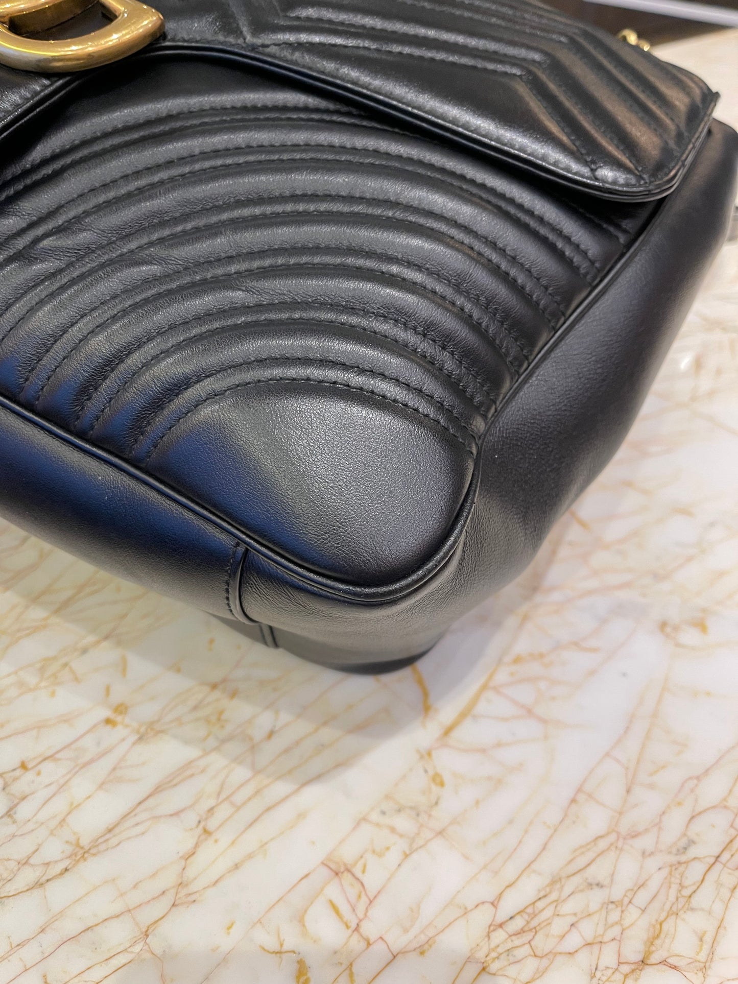 Gucci Marmont Large em Matelassê Preto