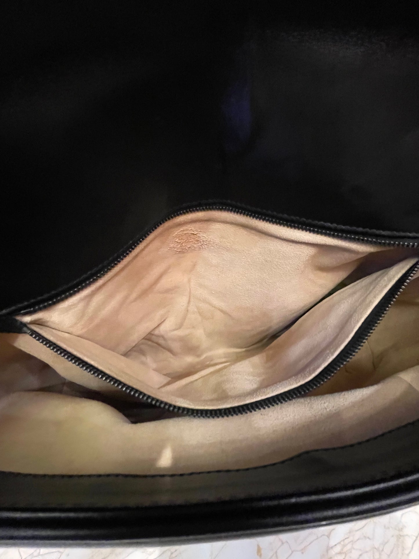 Gucci Marmont Large em Matelassê Preto