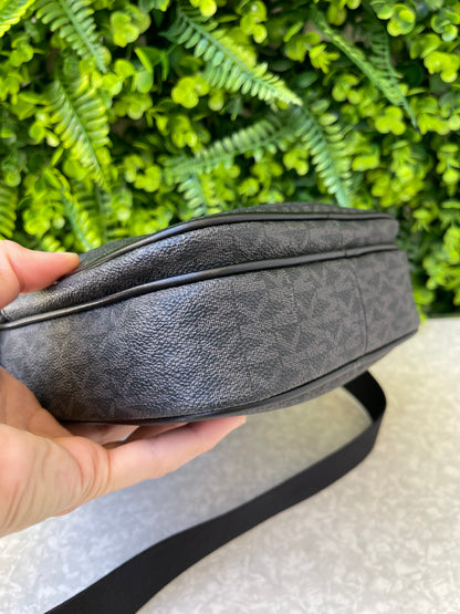 Michael Kors Jet Set Travel Preta