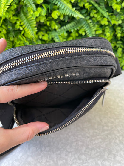Michael Kors Jet Set Travel Preta
