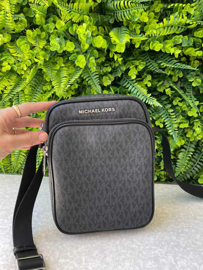 Michael Kors Jet Set Travel Preta
