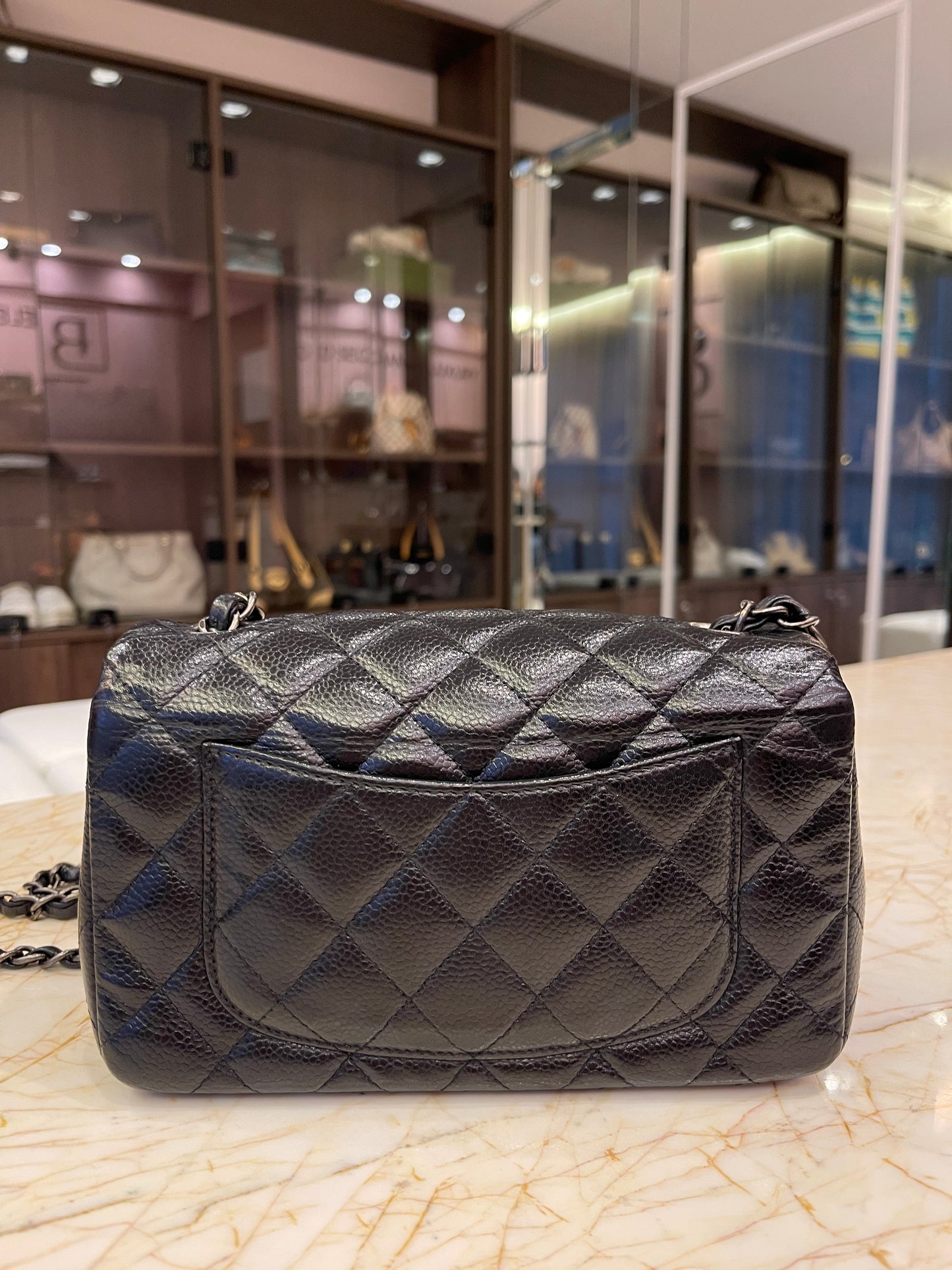 Chanel Classic Mini Flap Caviar Preto