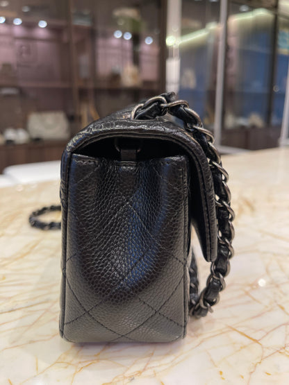Chanel Classic Mini Flap Caviar Preto