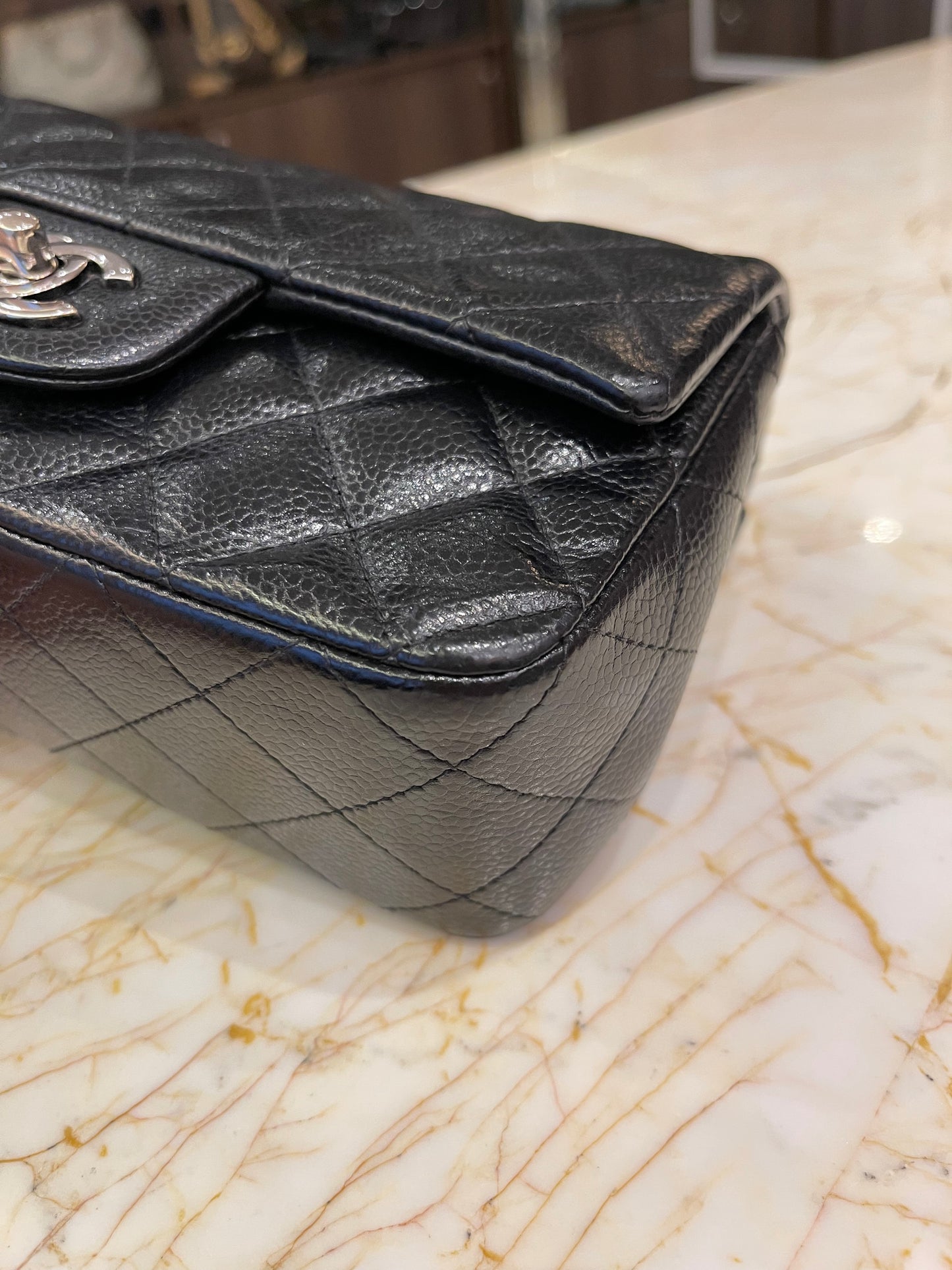 Chanel Classic Mini Flap Caviar Preto
