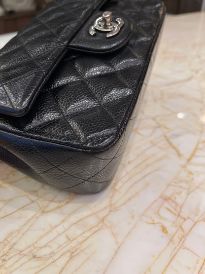 Chanel Classic Mini Flap Caviar Preto