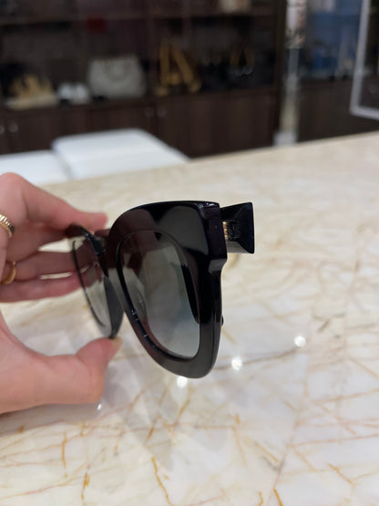 Óculos de Sol Gucci Eyerwear GG0208S