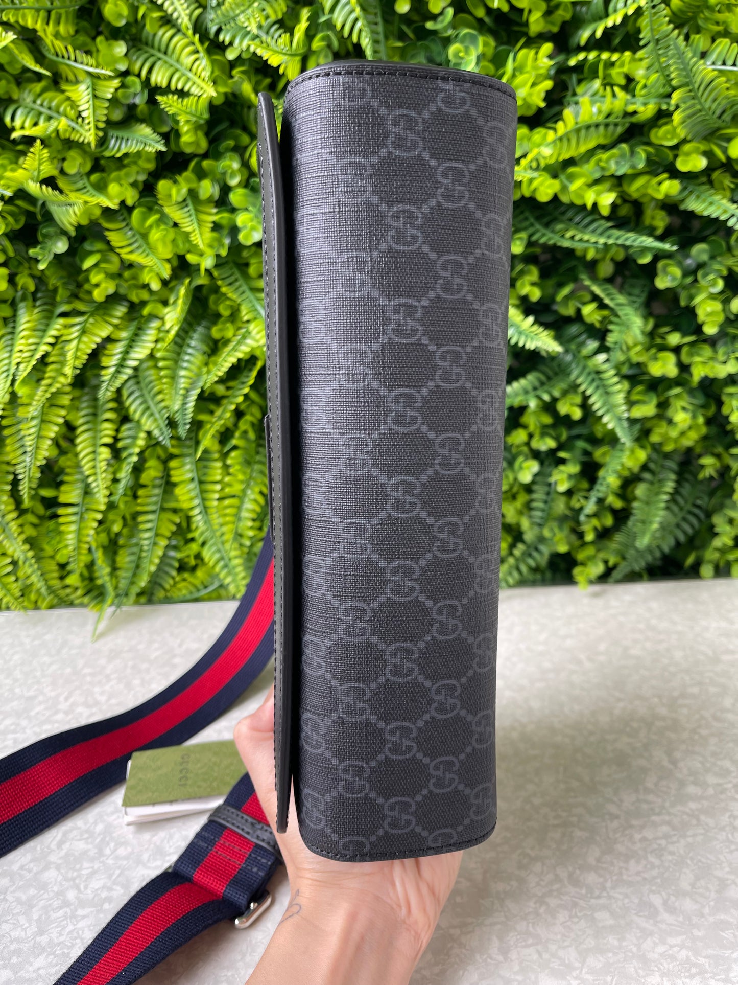 Gucci GG Messenger Supreme