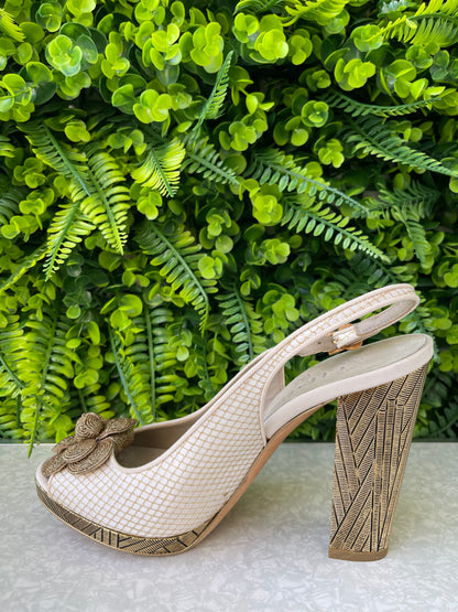 Sandália Chanel Camellia Slingback