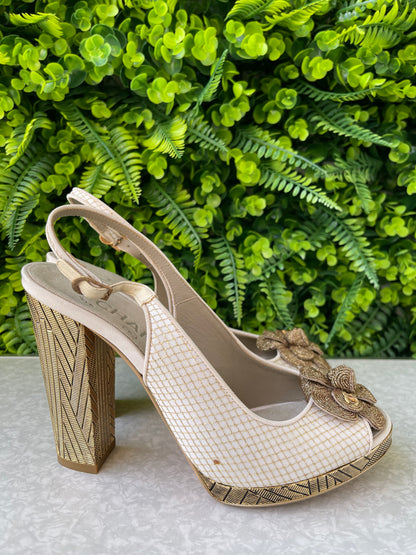 Sandália Chanel Camellia Slingback