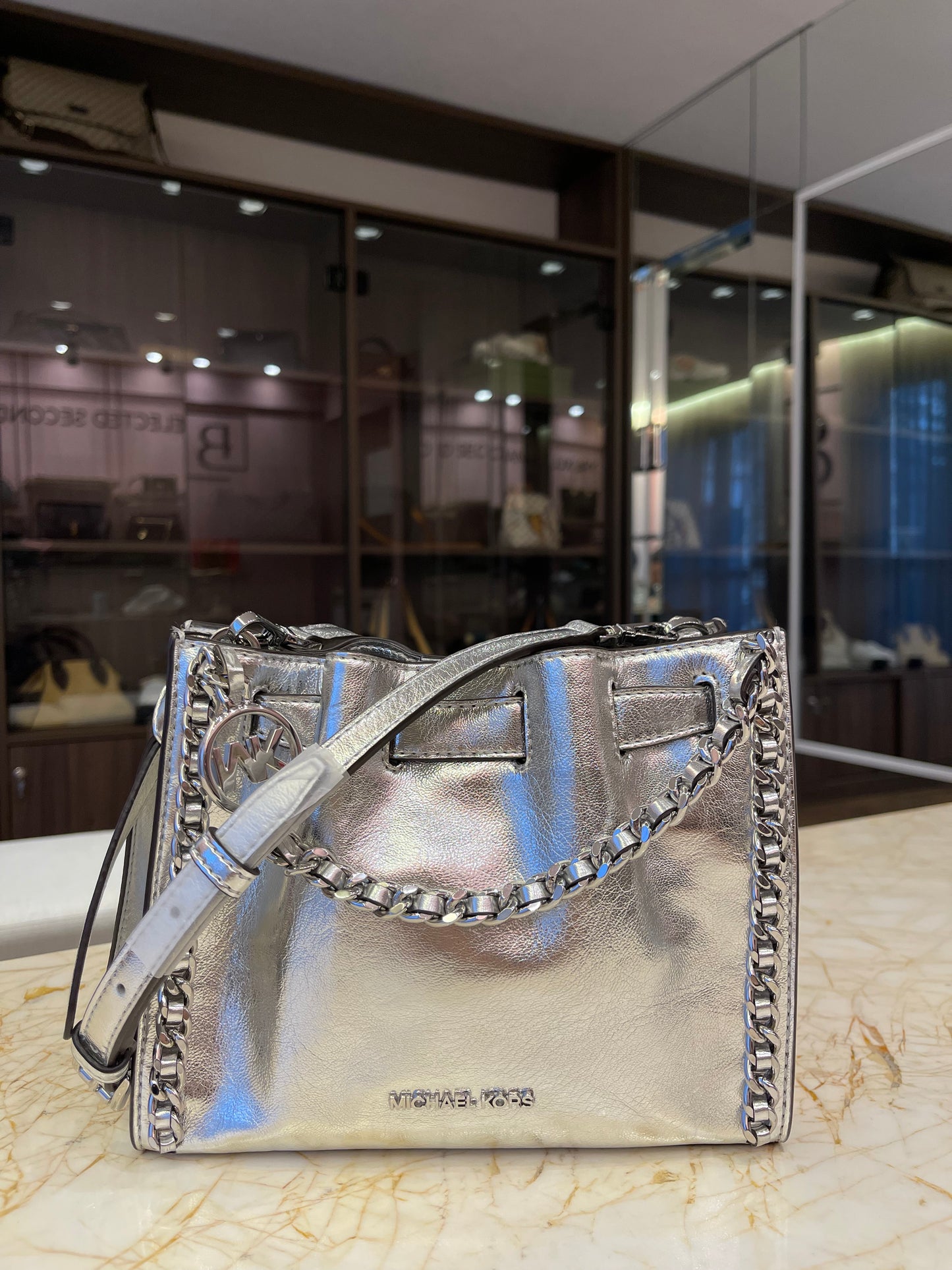 Michael Kors Mina Small Belted Prata