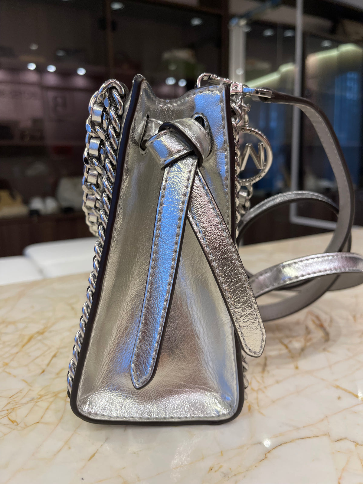 Michael Kors Mina Small Belted Prata