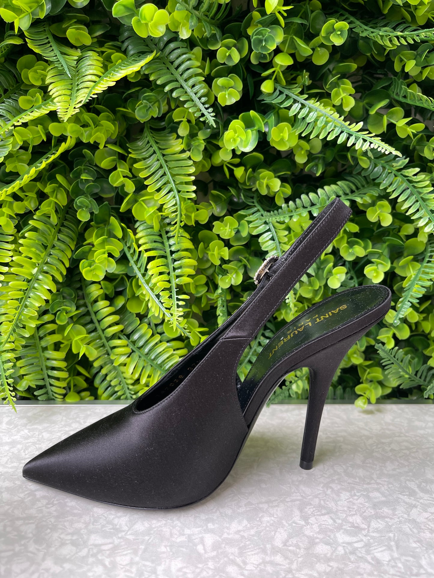 Sapato Scarpin YSL Doville