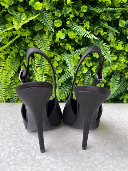 Sapato Scarpin YSL Doville
