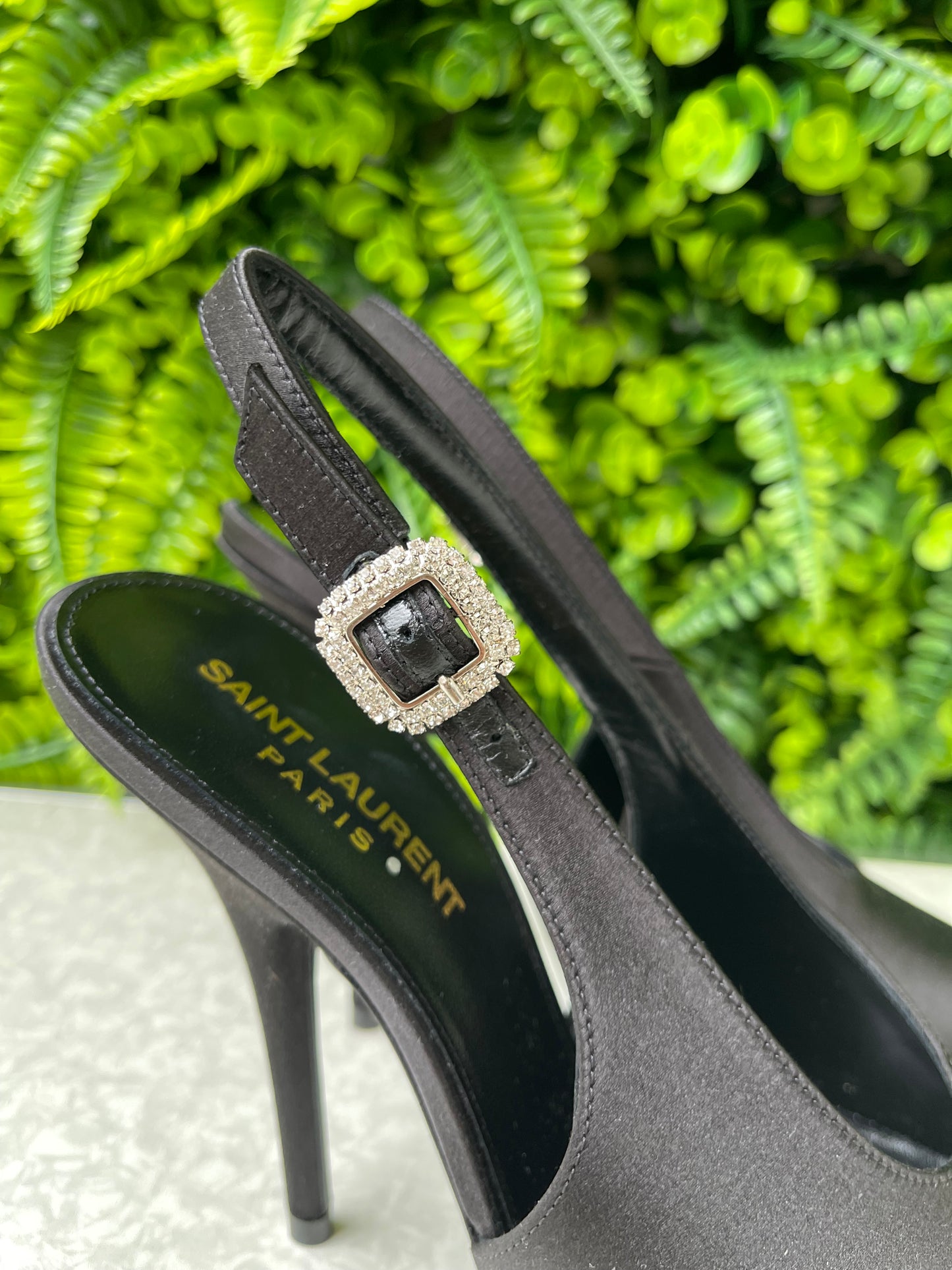 Sapato Scarpin YSL Doville