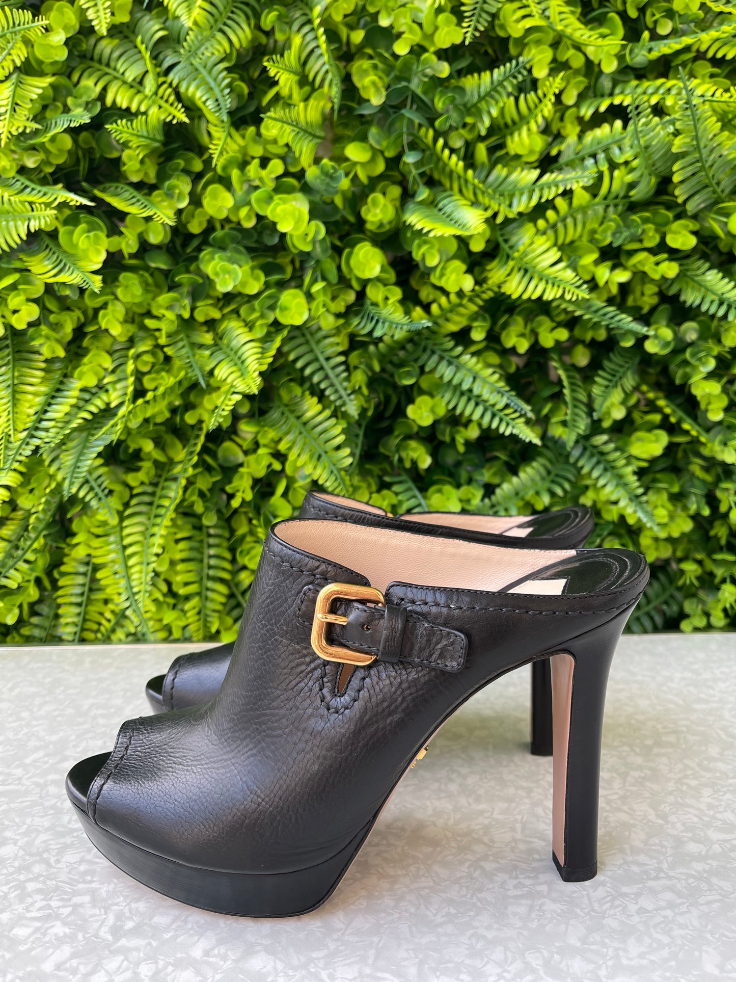 Sapato Prada Mule Preta