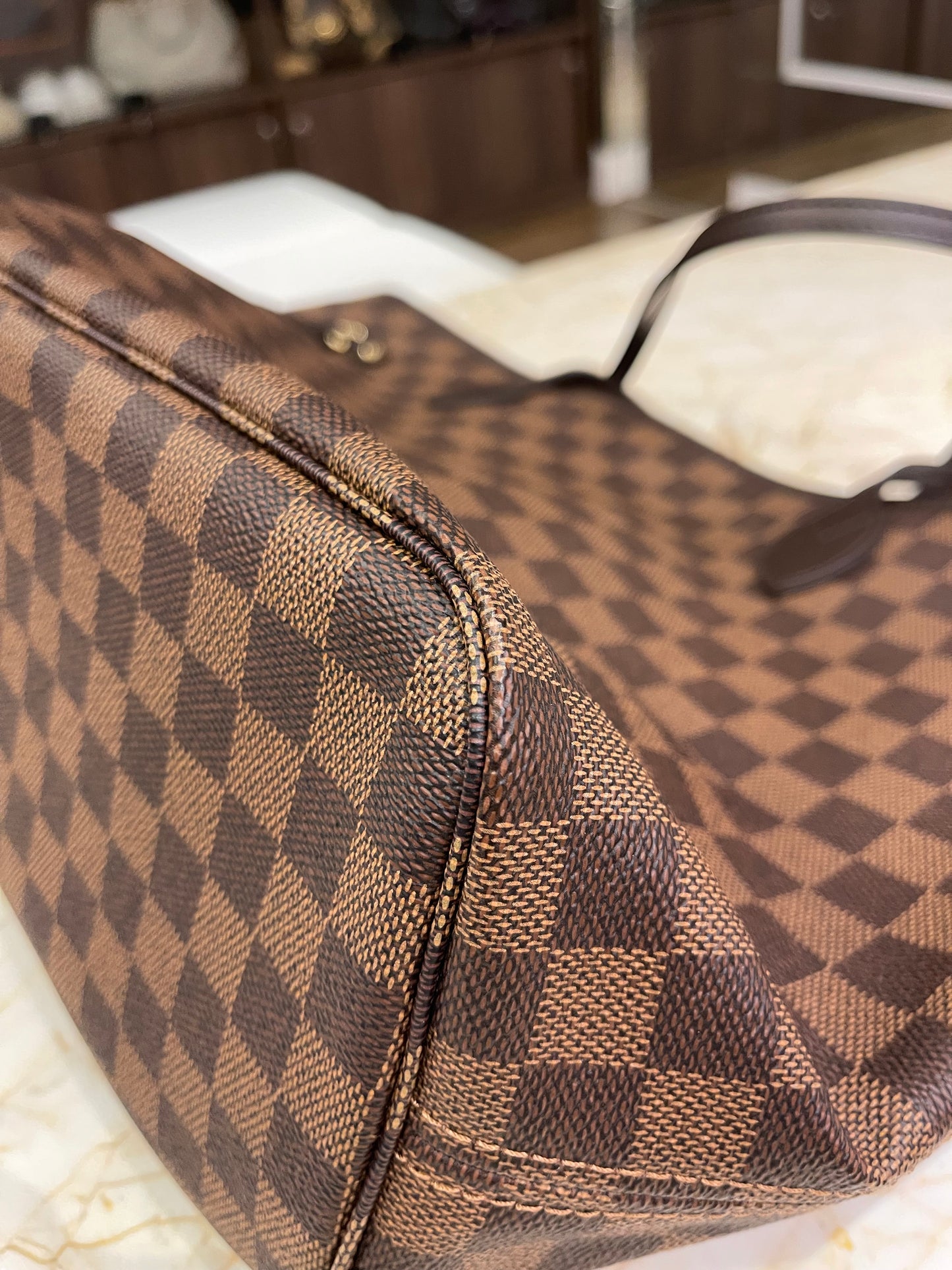 Louis Vuitton Neverfull Damier Ebene MM