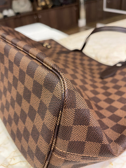 Louis Vuitton Neverfull Damier Ebene MM