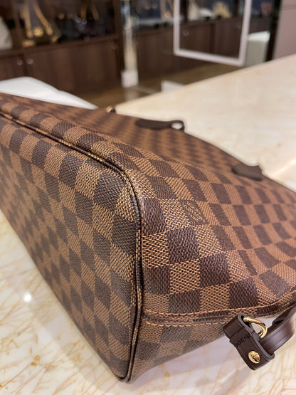 Louis Vuitton Neverfull Damier Ebene MM